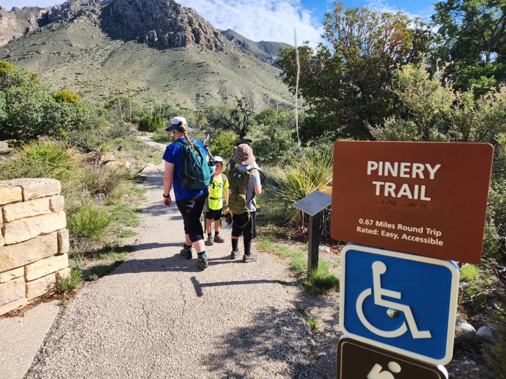 Trailhead to Pinery Trail